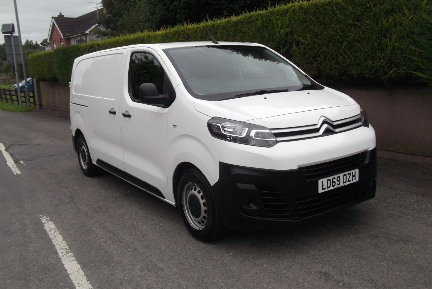 test22019 Citroen Dispatch Diesel Manual – Derek Loane Motors